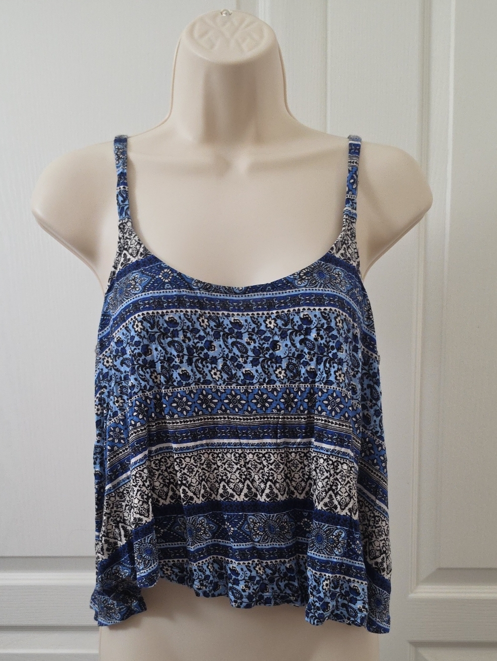 Forever 21 | Boho Paisley Cropped Camisole Tank Top - Size S